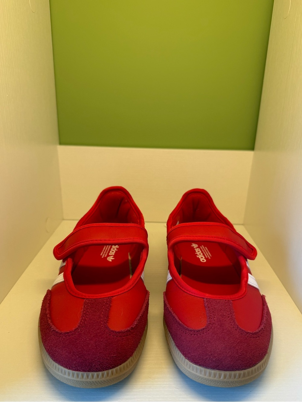 Adidas Samba Janes in Red - Picture 2 of 7